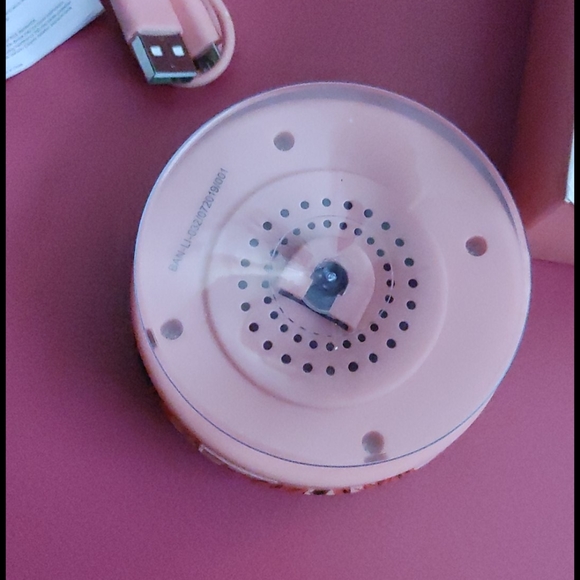 Bando Bluetooth Shower Speaker - Picture 3 of 6